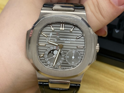 百达翡丽运动优雅系列5712G-001
