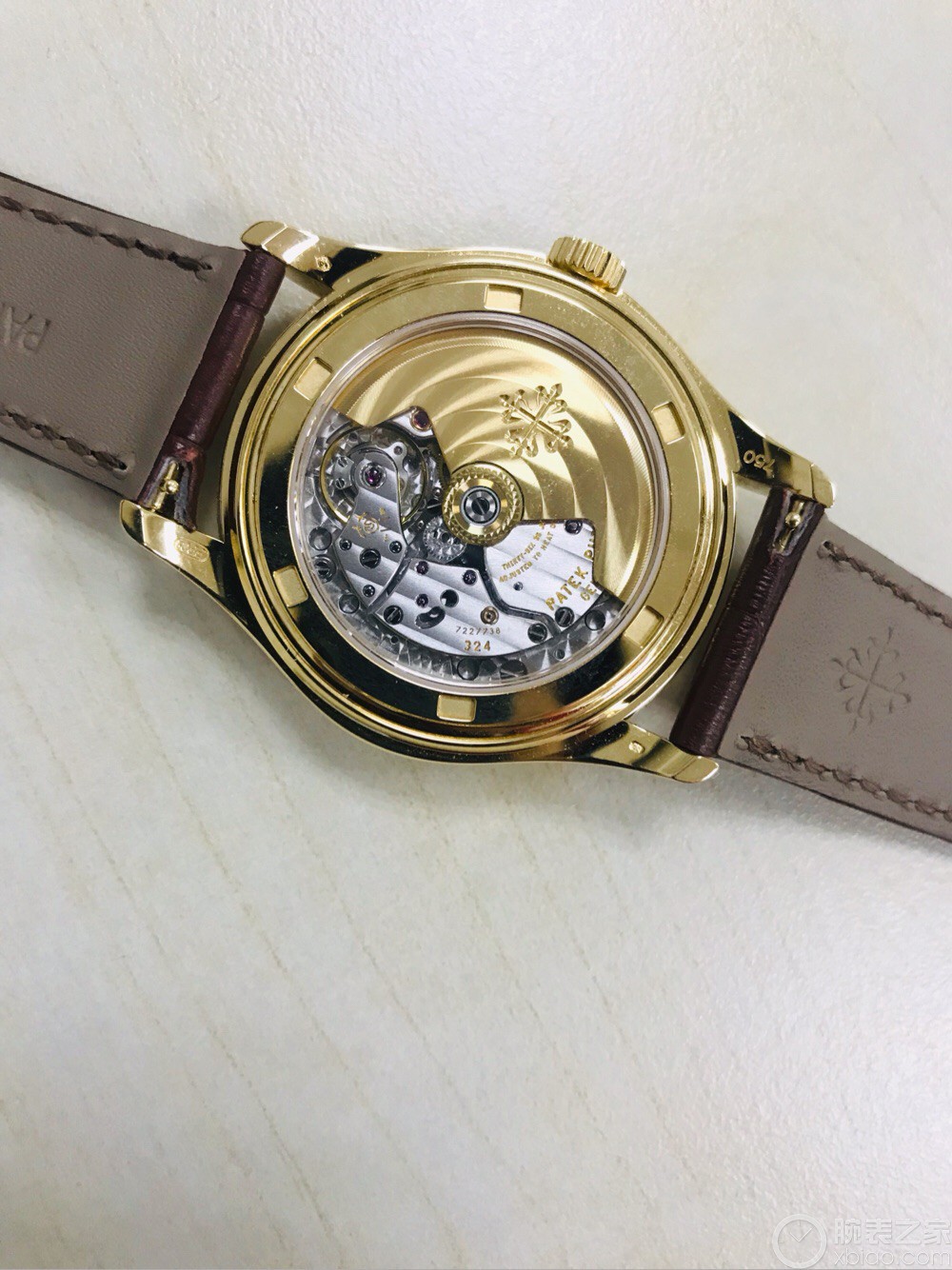 百達(dá)翡麗復(fù)雜功能時(shí)計(jì)系列5146J-001