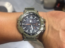 卡西欧G-SHOCK系列GW-A1100KH-3A