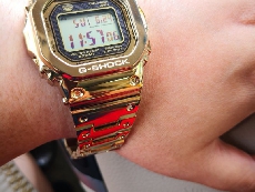 卡西欧G-SHOCK系列GMW-B5000TFG-9