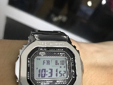 卡西欧G-SHOCK系列GMW-B5000D-1