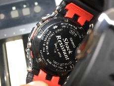 卡西欧G-SHOCK系列GMW-B5000D-1