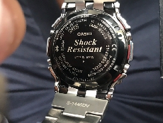 卡西欧G-SHOCK系列GMW-B5000D-1