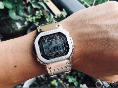 卡西欧G-SHOCK系列GMW-B5000D-1