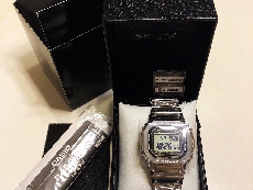 卡西欧G-SHOCK系列GMW-B5000D-1