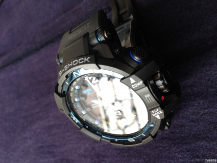 卡西欧G-SHOCK系列GW-A1100FC-1A