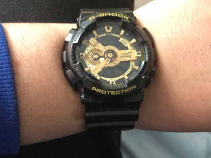 卡西欧G-SHOCK系列GA-110GB-1