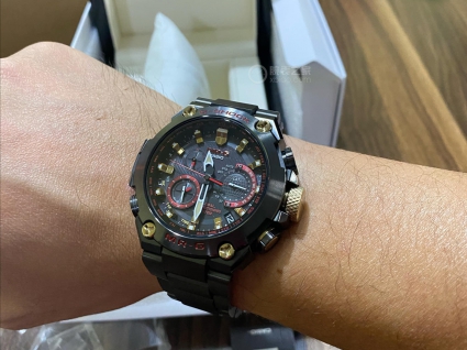 卡西欧G-SHOCK系列MRG-G1000B-1A4