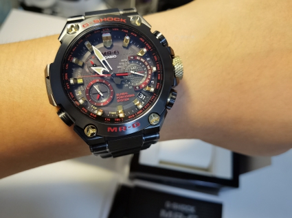 卡西欧G-SHOCK系列MRG-G1000B-1A4