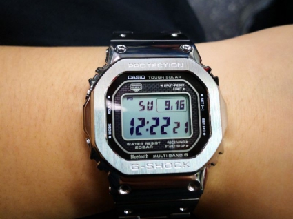 卡西欧G-SHOCK系列GMW-B5000D-1