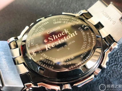 卡西欧G-SHOCK系列GMW-B5000D-1