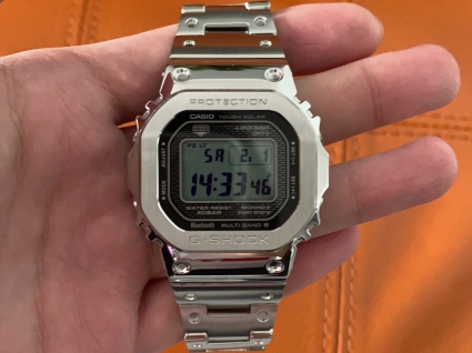 卡西欧G-SHOCK系列GMW-B5000D-1