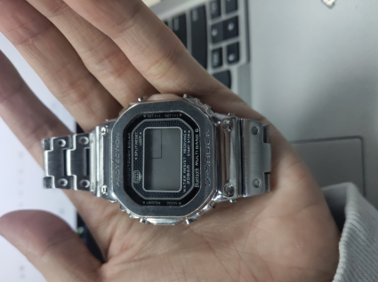 卡西欧G-SHOCK系列GMW-B5000D-1