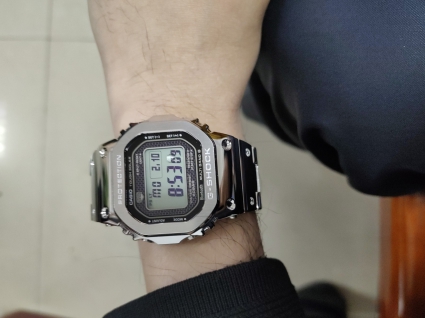 卡西欧G-SHOCK系列GMW-B5000D-1