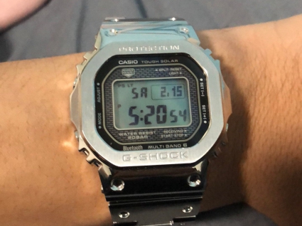 卡西欧G-SHOCK系列GMW-B5000D-1