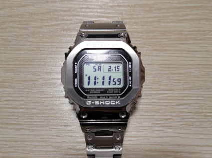 卡西欧G-SHOCK系列GMW-B5000D-1