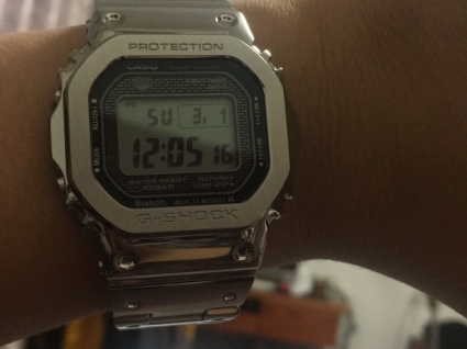 卡西欧G-SHOCK系列GMW-B5000D-1