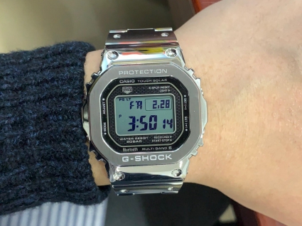 卡西欧G-SHOCK系列GMW-B5000D-1