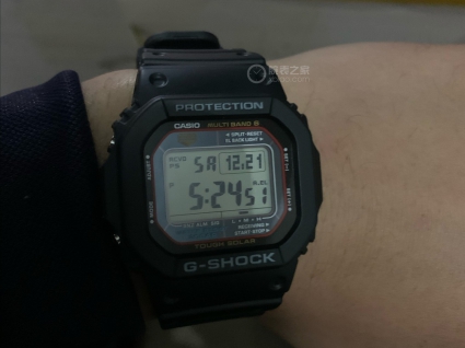 卡西欧G-SHOCK系列GW-M5610-1