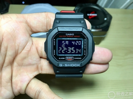 卡西欧G-SHOCK系列DW-5600HR-1