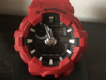 卡西欧G-SHOCK系列GA-700-4A