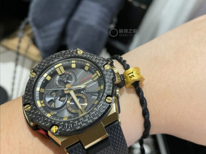 卡西欧G-SHOCK系列GST-B100TFB-1A