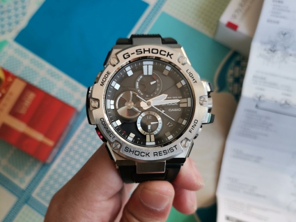 卡西欧G-SHOCK系列GST-B100-1A