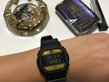 卡西欧G-SHOCK系列DW-5600NE-1