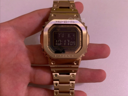 卡西欧G-SHOCK系列GMW-B5000GD-9