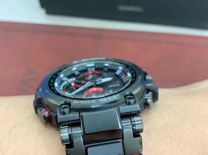 卡西欧G-SHOCK系列MTG-B1000B-1A