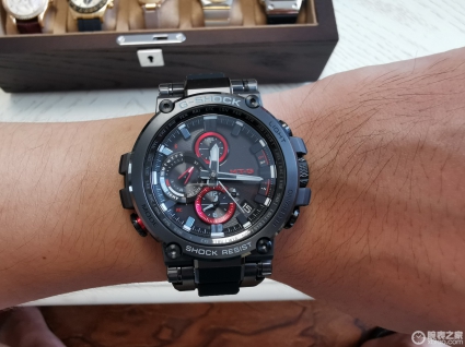 卡西欧G-SHOCK系列MTG-B1000B-1A
