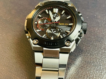 卡西欧G-SHOCK系列MRG-B1000D-1ADR