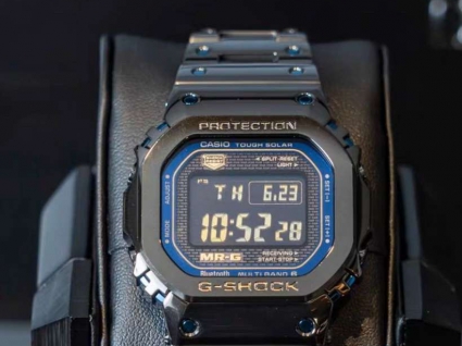 卡西欧G-SHOCK系列MRG-B5000BA-1