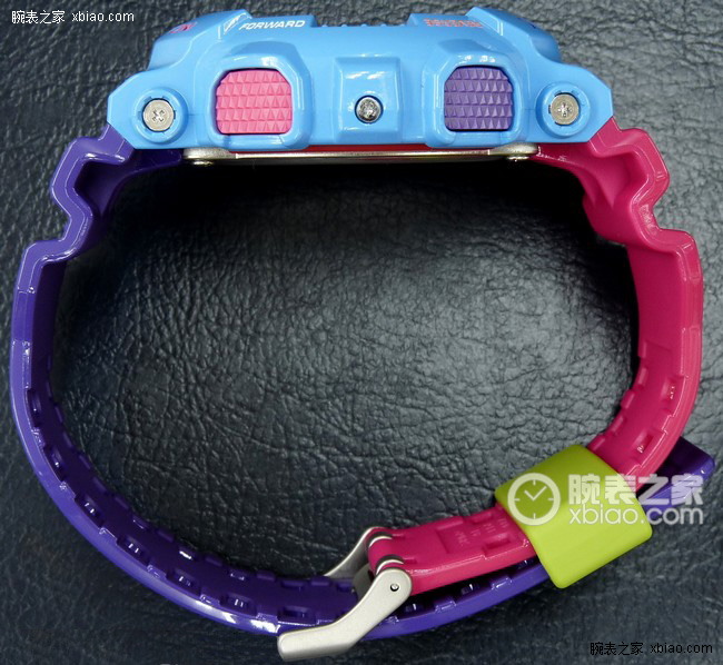 卡西欧G-SHOCK系列GA-110F-2D