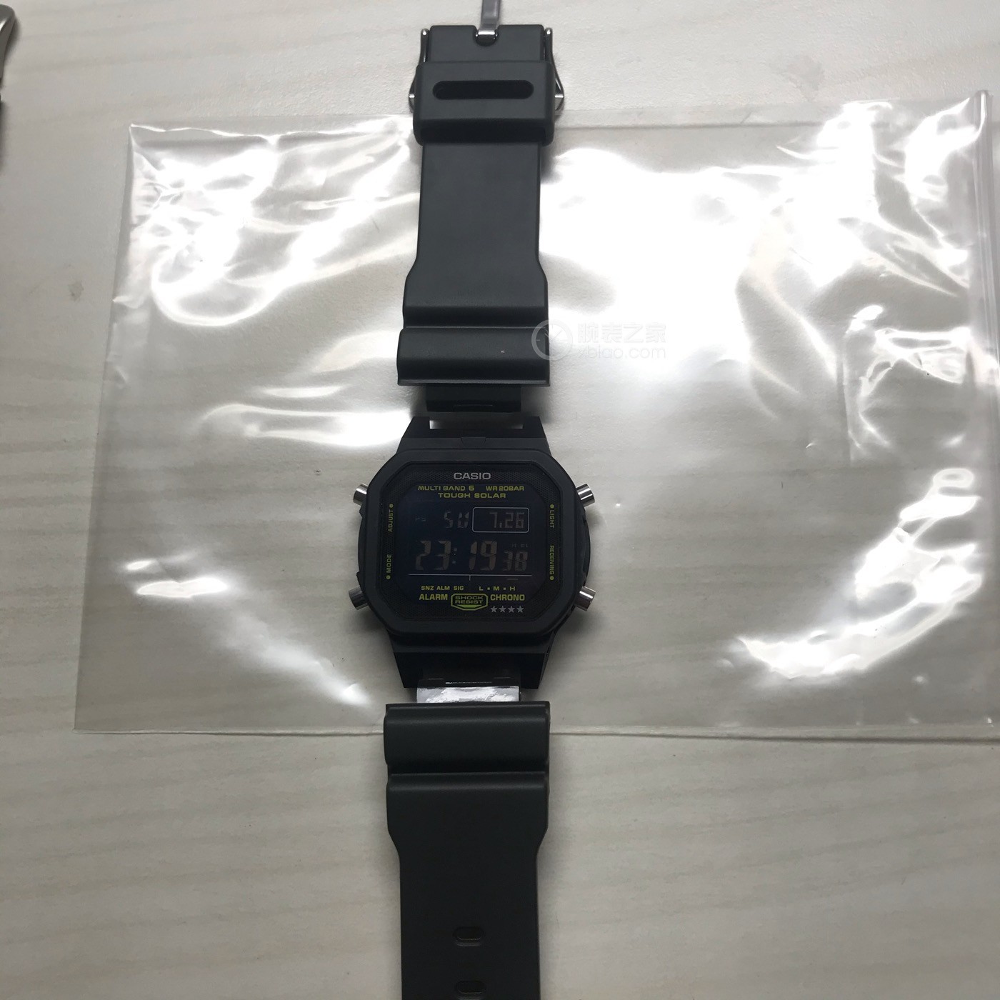 卡西欧G-SHOCK系列GW-M5610LY-1