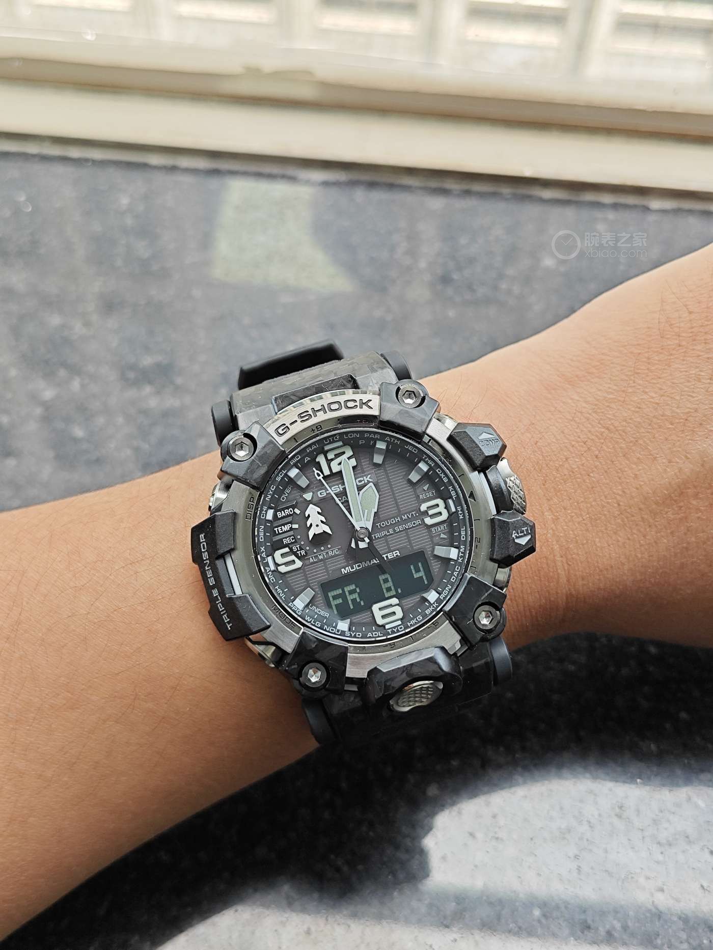 卡西欧G-SHOCK系列GWG-1000-1A1