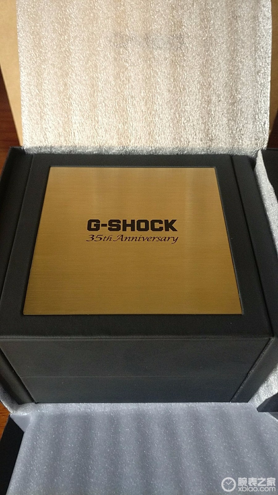 卡西欧G-SHOCK系列GMW-B5000TFG-9