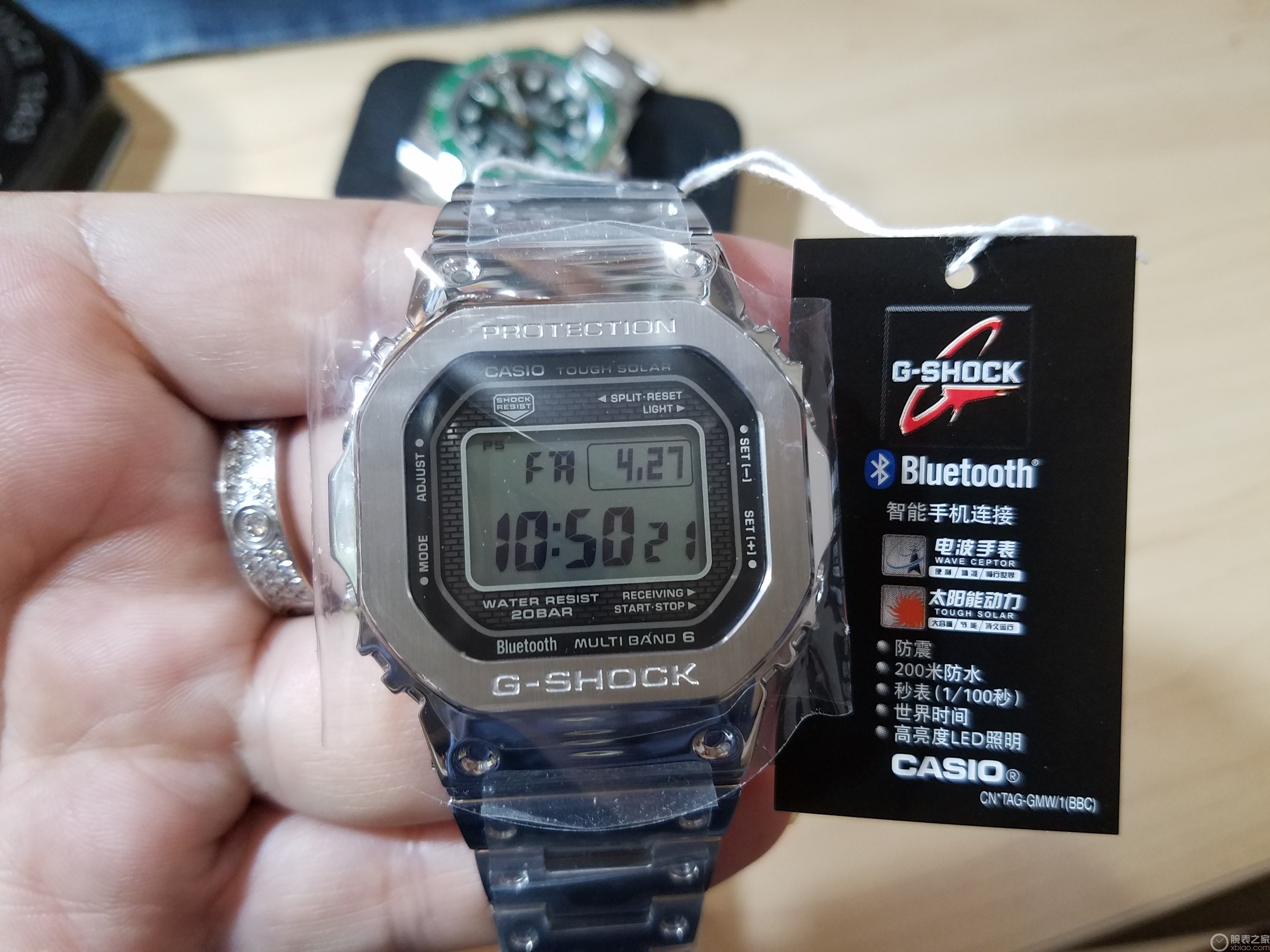 卡西欧G-SHOCK系列GMW-B5000D-1