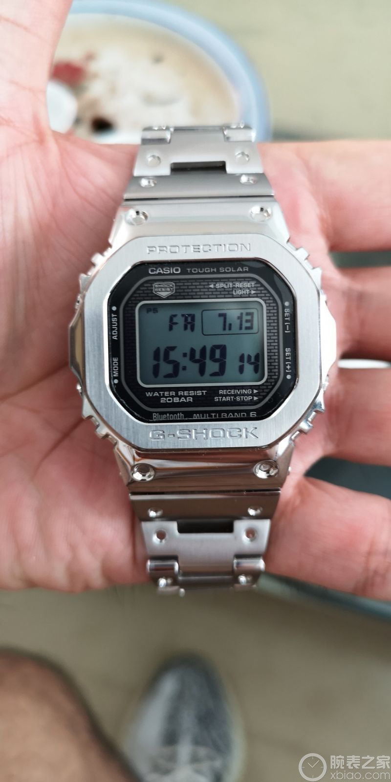 卡西欧G-SHOCK系列GMW-B5000D-1