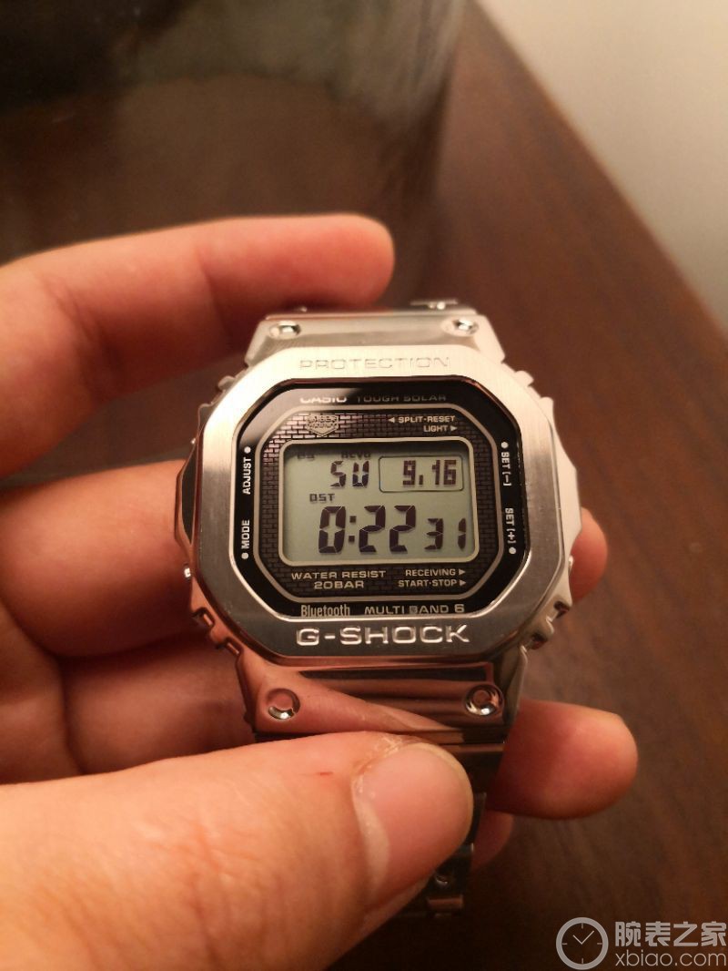 卡西欧G-SHOCK系列GMW-B5000D-1