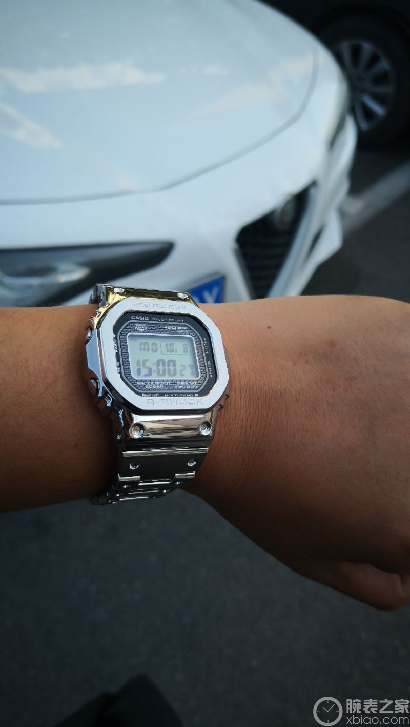 卡西欧G-SHOCK系列GMW-B5000D-1