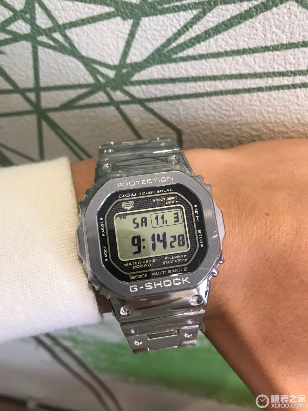 卡西欧G-SHOCK系列GMW-B5000D-1