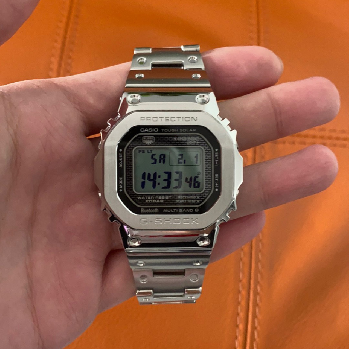 卡西欧G-SHOCK系列GMW-B5000D-1