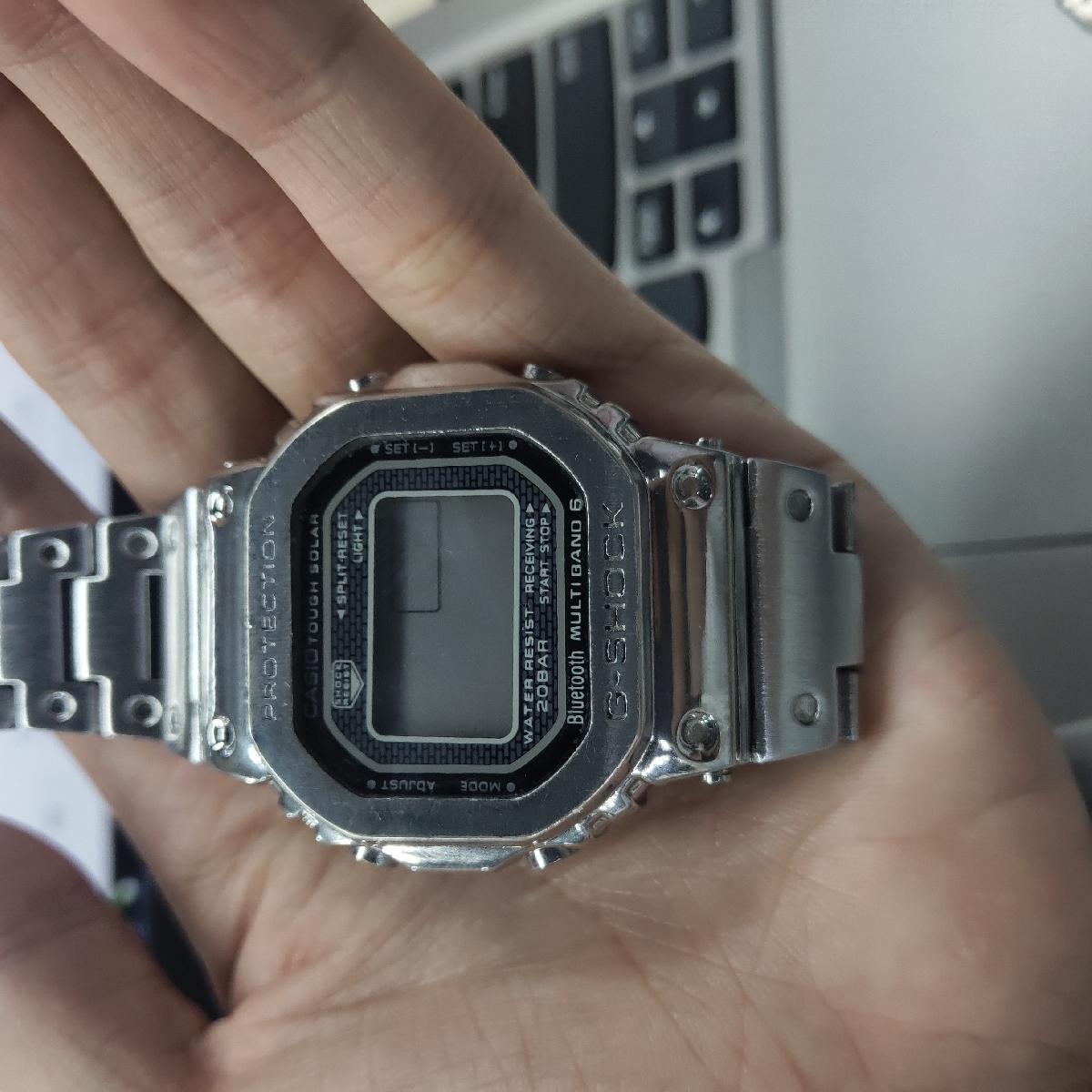 卡西欧G-SHOCK系列GMW-B5000D-1