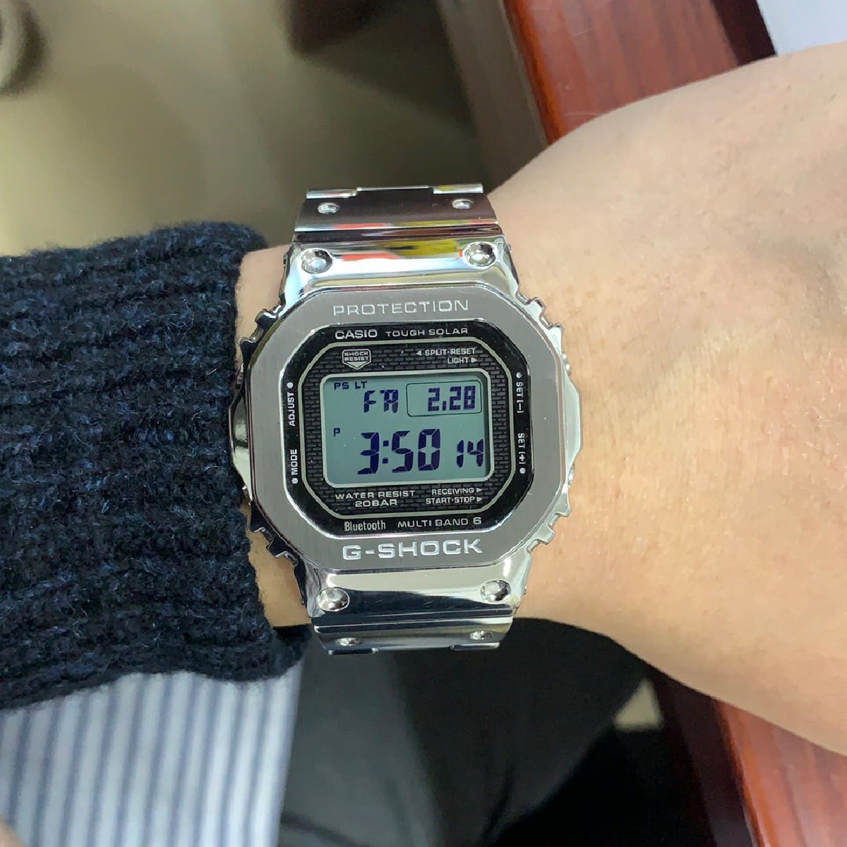 卡西欧G-SHOCK系列GMW-B5000D-1