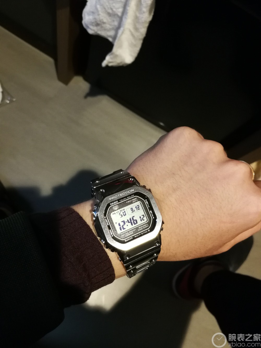 卡西欧G-SHOCK系列GMW-B5000D-1