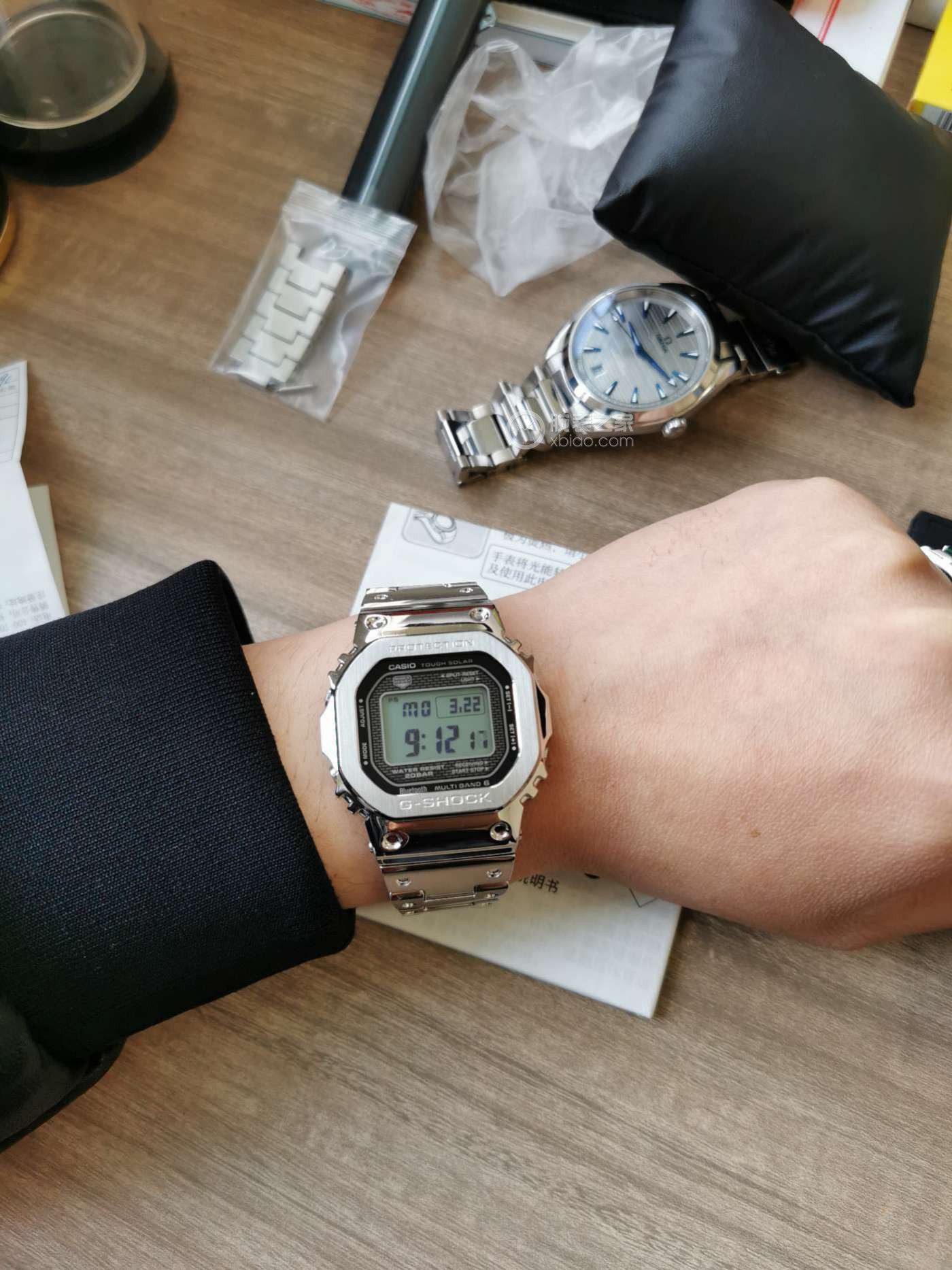 卡西欧G-SHOCK系列GMW-B5000D-1