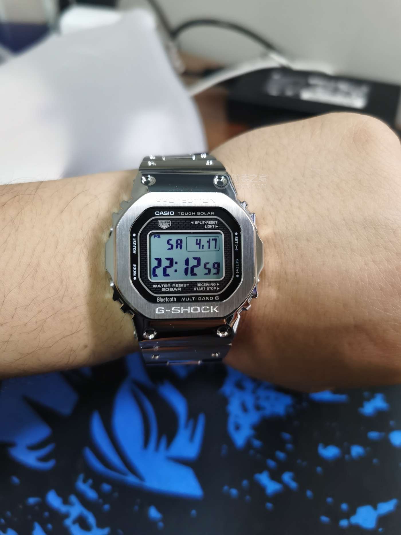 卡西歐G-SHOCK系列GMW-B5000D-1