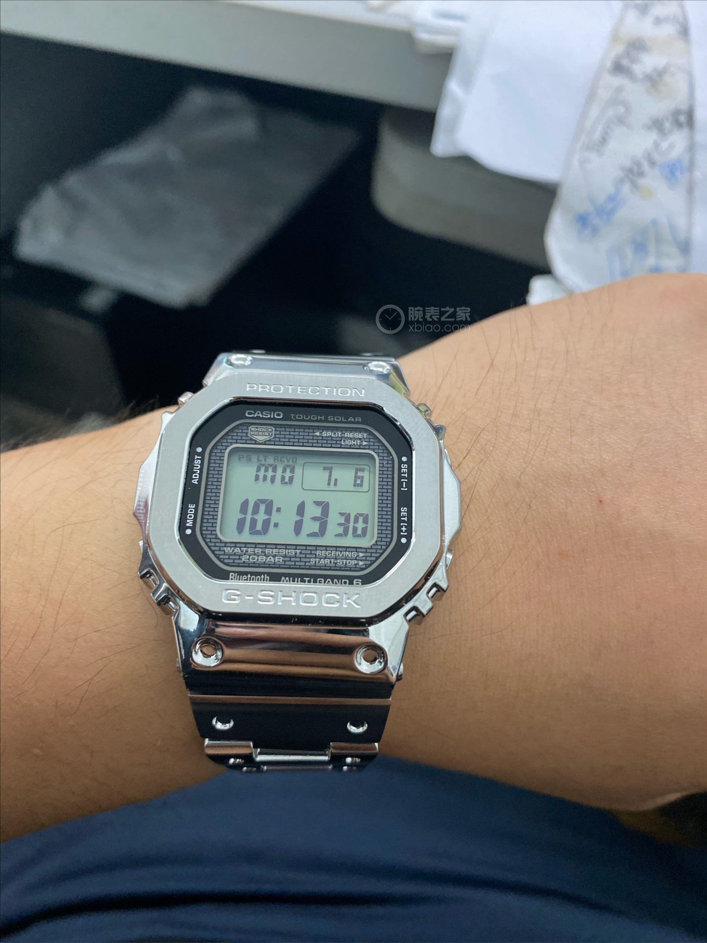 卡西欧G-SHOCK系列GMW-B5000D-1