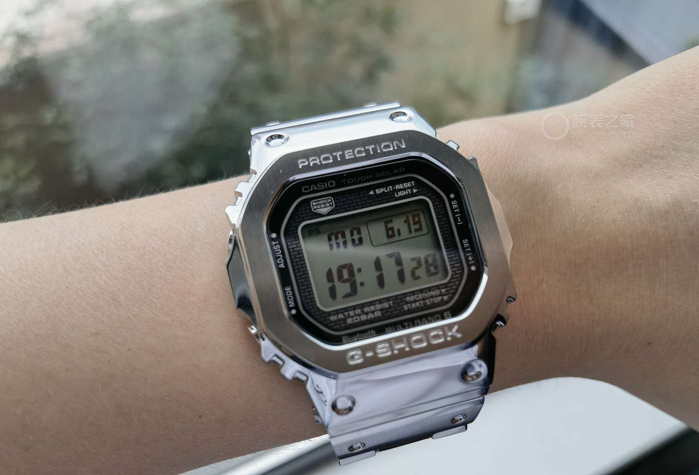 卡西欧G-SHOCK系列GMW-B5000D-1